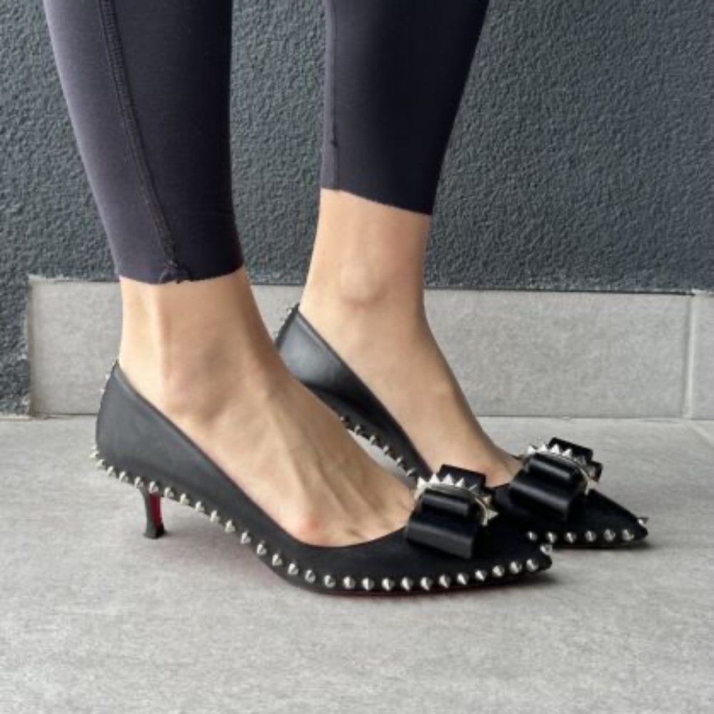 Christian Louboutin ballet spiked flat kitten heal black 39